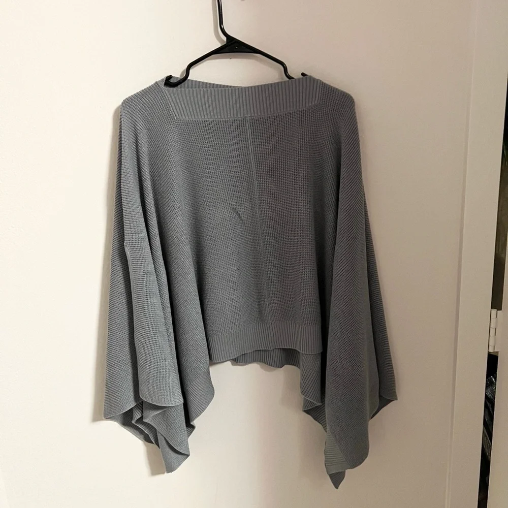 Lululemon Forward Flow Cape Poncho | Grey